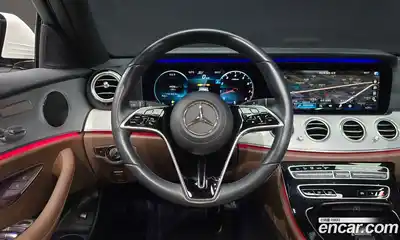 Mercedes-Benz E-Class 2021 2.0 Автомат в Москве № 224983, миниатюра 4