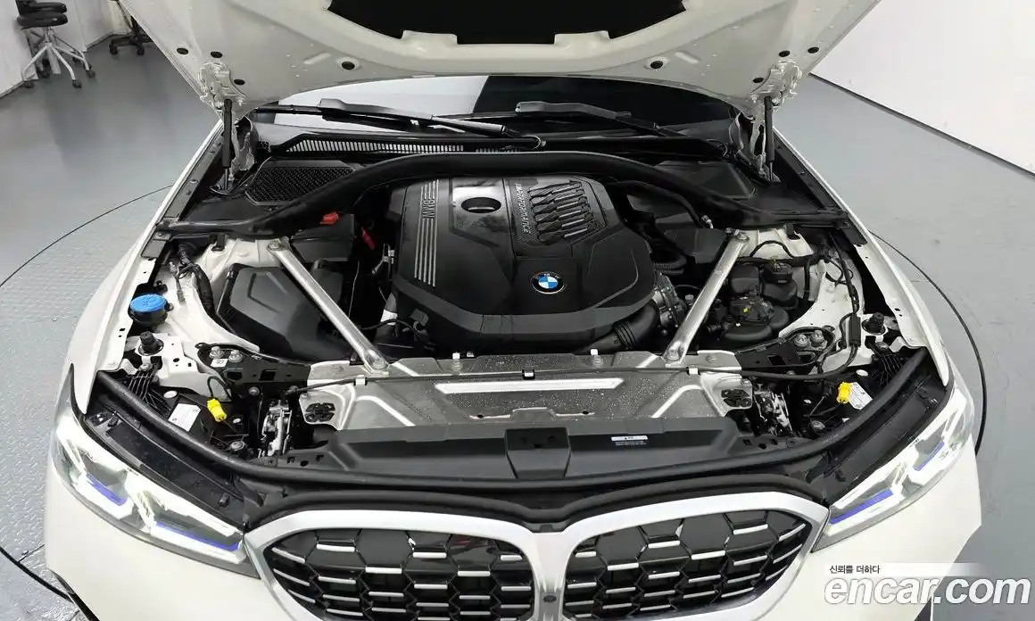 BMW 3-Series 2024 3.0 Автомат в Москве № 228125, фото 2