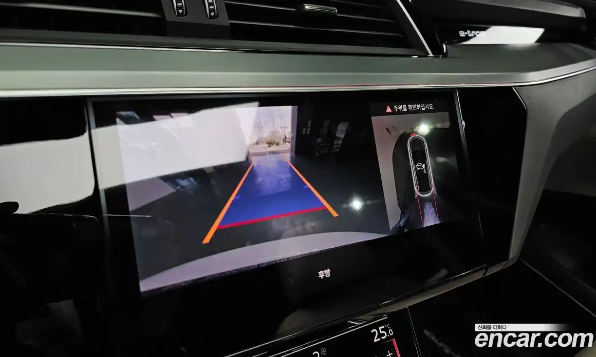 Audi e-tron 2023 0.2 Автомат в Москве № 229767, фото 19