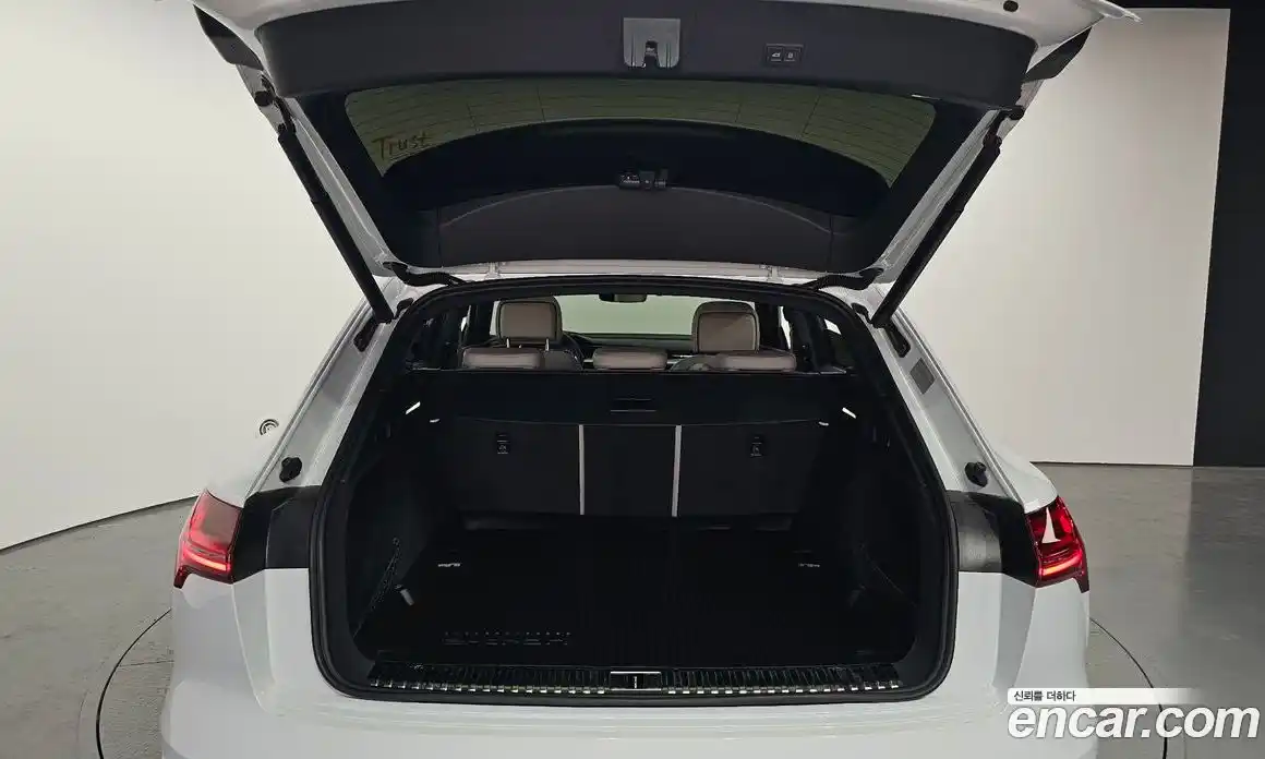 Audi e-tron 2023 0.2 Автомат в Москве № 229767, фото 5