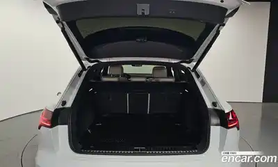 Audi e-tron 2023 0.2 Автомат в Москве № 229767, миниатюра 5