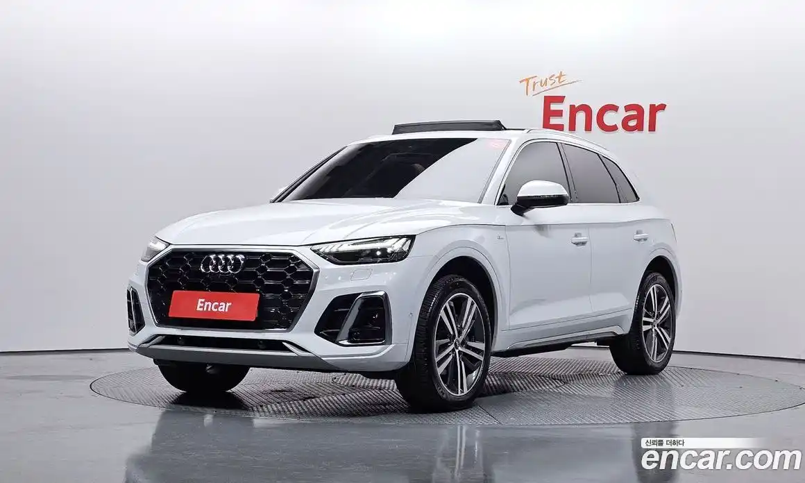 Audi Q5 2023 2.0 Автомат в Москве № 229895, фото 4