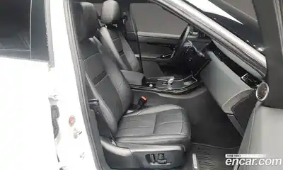 Land Rover Range-Rover Evoque 2024 2.0 Автомат в Москве № 231171, миниатюра 4
