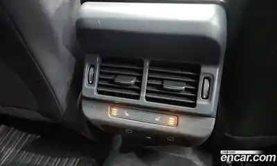 Land Rover Range-Rover Evoque 2024 2.0 Автомат в Москве № 231171, миниатюра 5