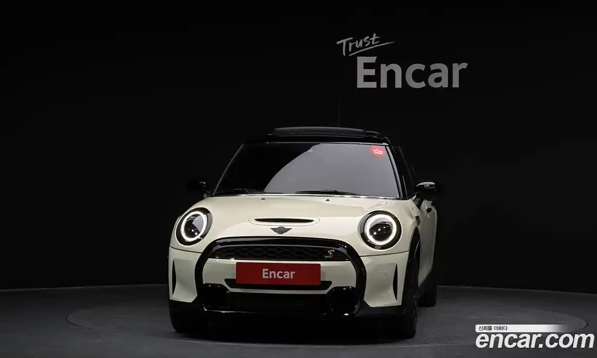 Mini Cooper 2022 2.0 Автомат в Москве № 231405, фото 13