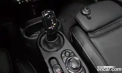 Mini Cooper 2022 2.0 Автомат в Москве № 231405, миниатюра 3