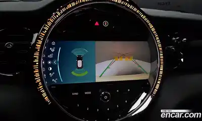 Mini Cooper 2022 2.0 Автомат в Москве № 231405, миниатюра 8