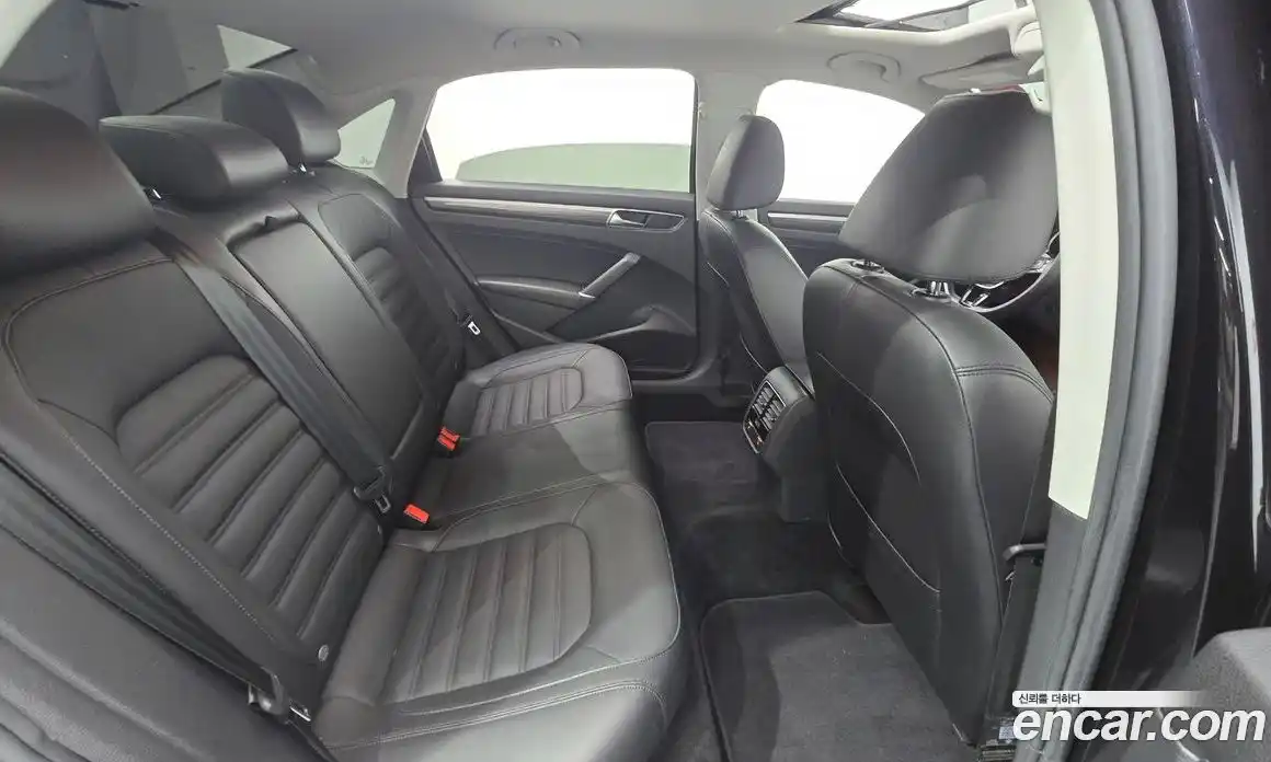 Volkswagen Passat 2018 2.0 Автомат в Москве № 232083, фото 20