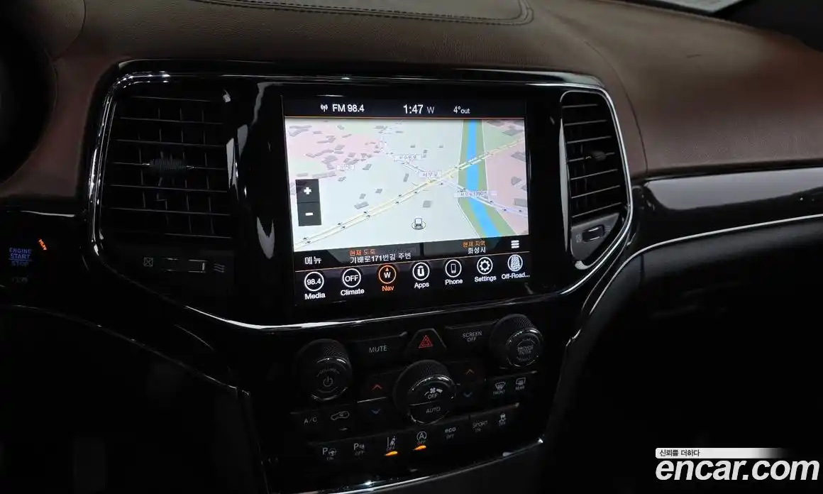 Jeep Cherokee 2021 3.6 Автомат в Москве № 232338, фото 18