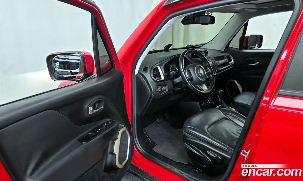 Jeep Renegade 2016 2.0 Автомат в Москве № 232762, фото 12