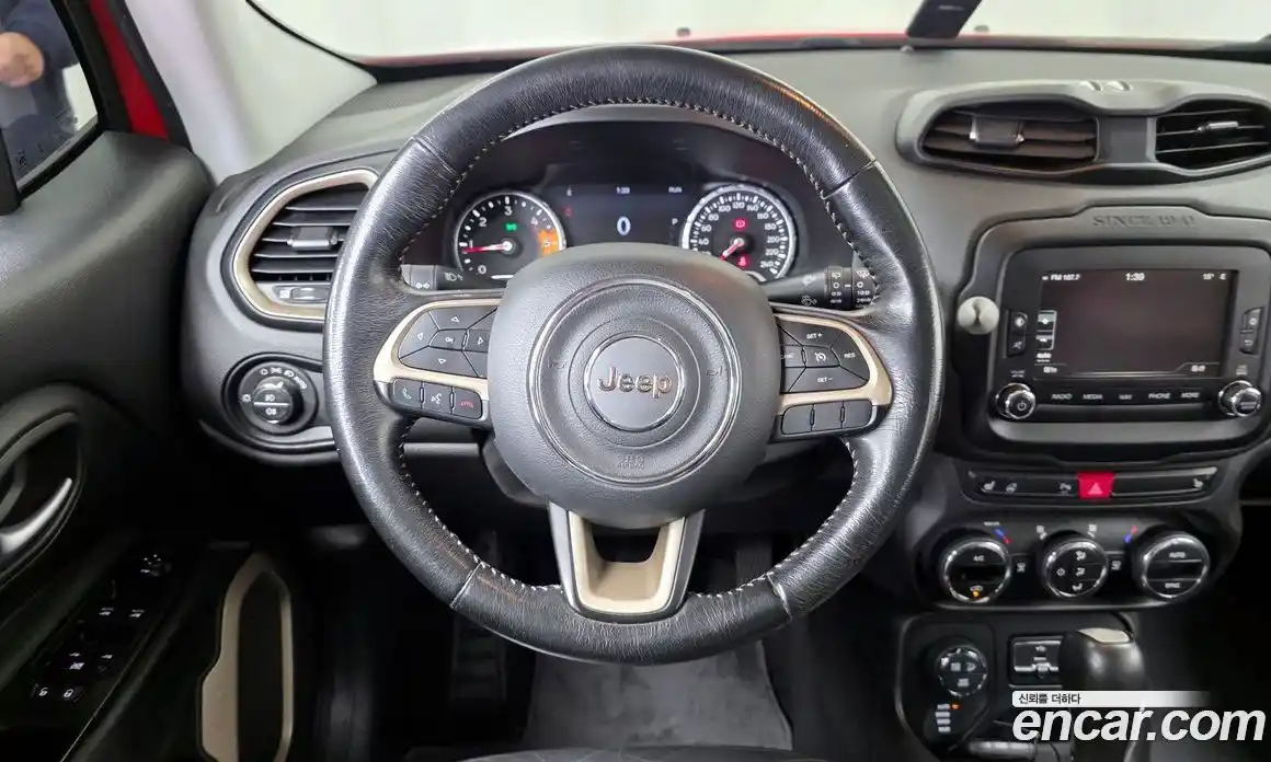 Jeep Renegade 2016 2.0 Автомат в Москве № 232762, фото 13