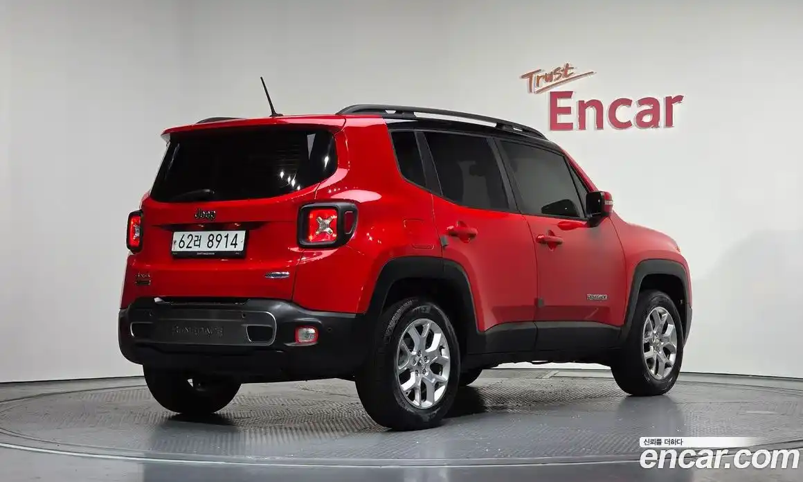 Jeep Renegade 2016 2.0 Автомат в Москве № 232762, фото 16