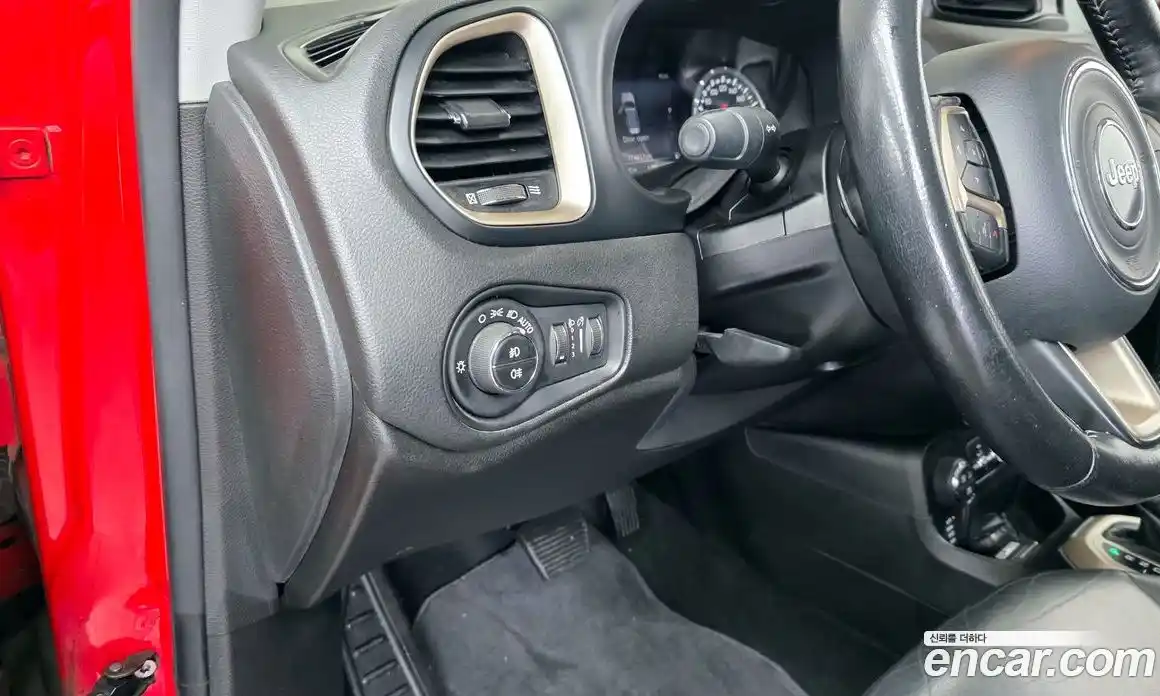 Jeep Renegade 2016 2.0 Автомат в Москве № 232762, фото 2