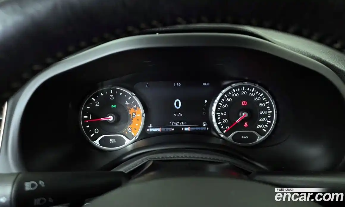 Jeep Renegade 2016 2.0 Автомат в Москве № 232762, фото 8