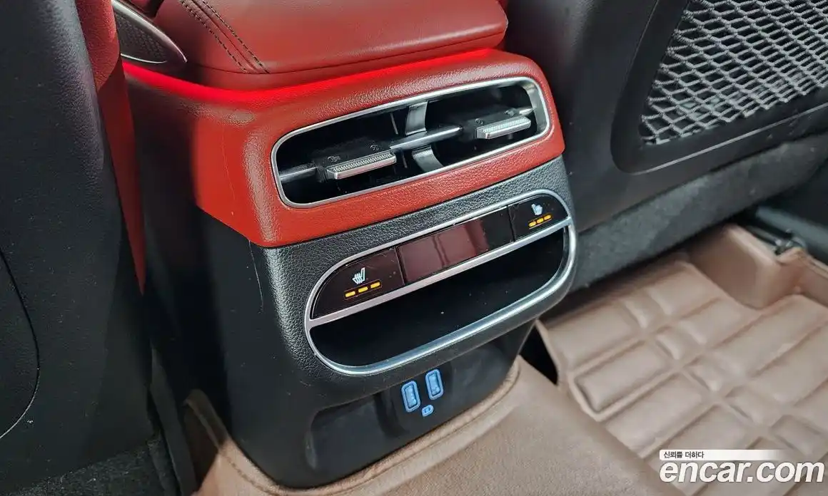 Genesis GV70 2021 2.5 Автомат в Москве № 23730, фото 17