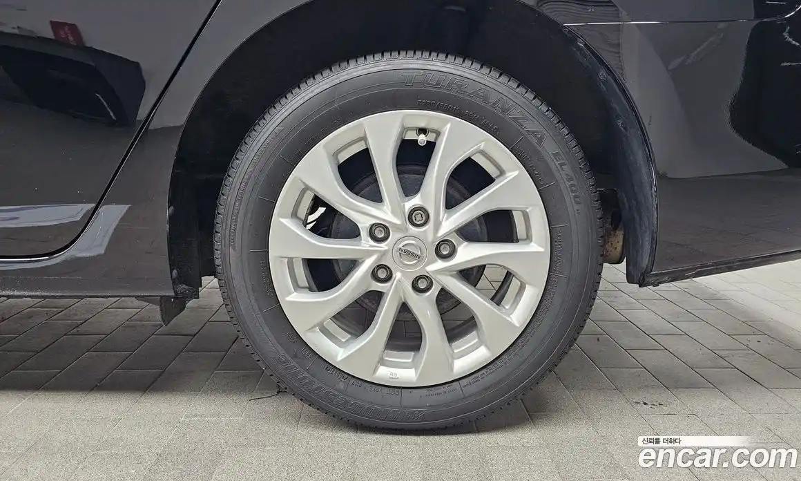 Nissan Sentra 2018 1.8 Автомат в Москве № 262267, фото 9