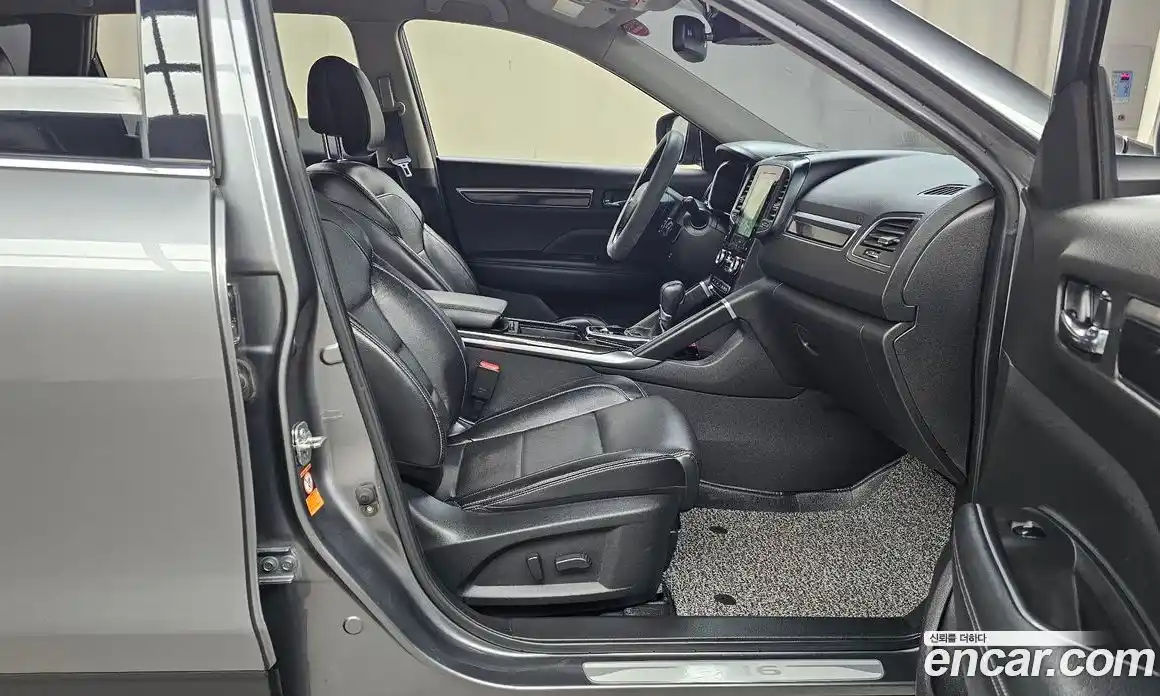 Renault QM6 2017 2.0 Автомат в Москве № 273850, фото 14