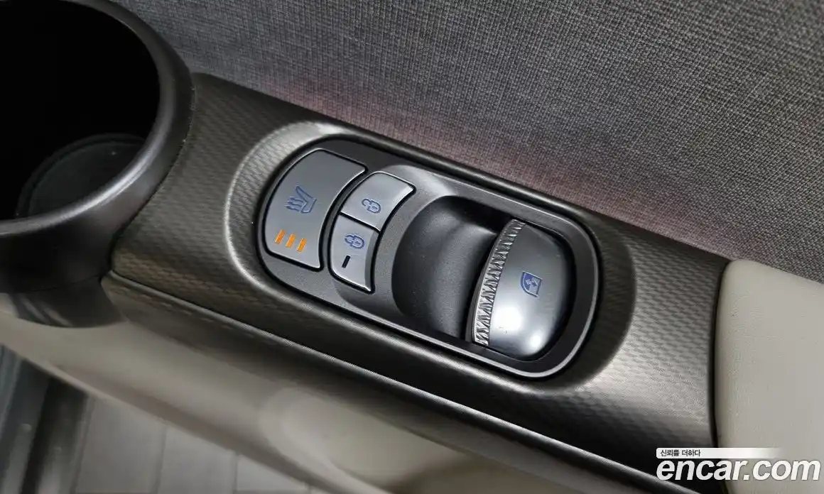 Genesis GV60 2022 0.1 Автомат в Москве № 27966, фото 1