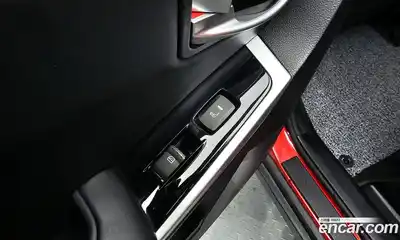 SsangYong Korando 2014 2.0 Автомат в Москве № 28042, миниатюра 5