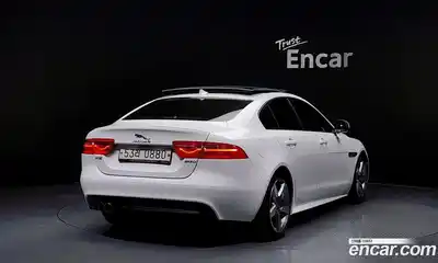 Jaguar XE 2016 2.0 Автомат в Москве № 283816, миниатюра 3