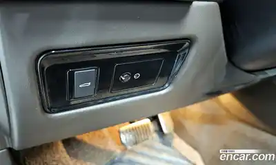 Jaguar XF 2017 2.0 Автомат в Москве № 283831, миниатюра 9