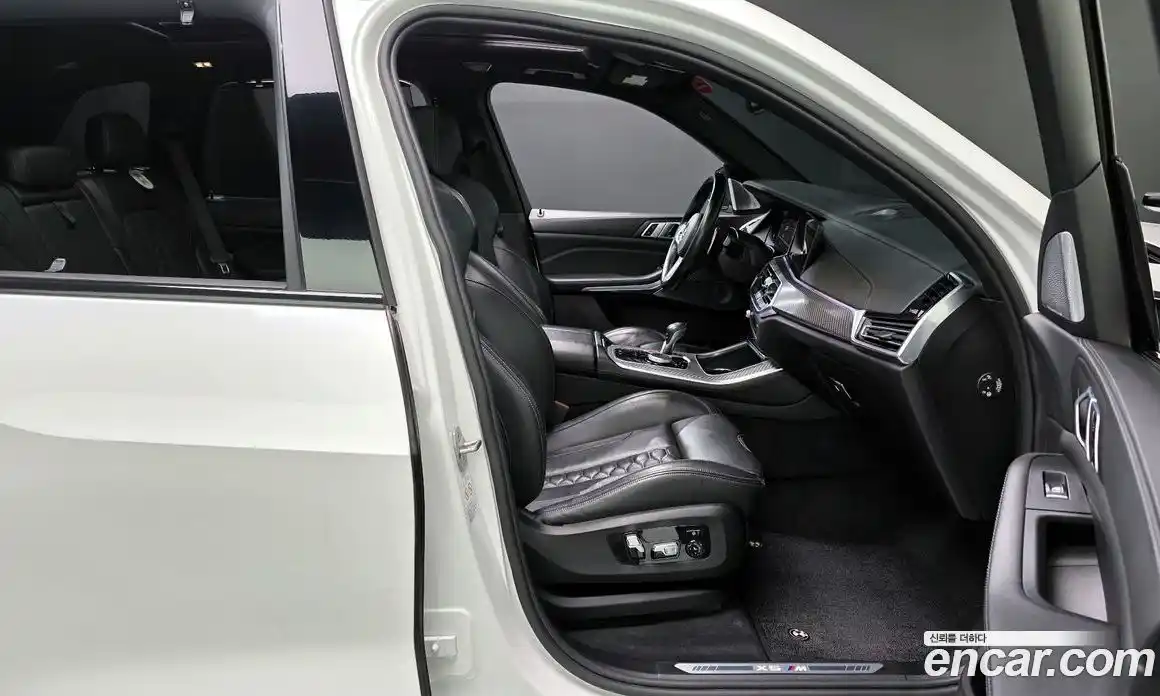 BMW X5M 2020 4.4 Автомат в Москве № 306240, фото 15