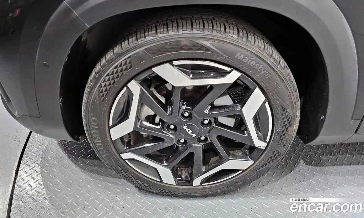 Kia Seltos 2024 1.6 Автомат в Москве № 307863, фото 13