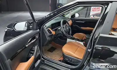 Kia Seltos 2024 1.6 Автомат в Москве № 307863, миниатюра 4