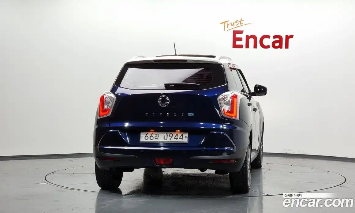 SsangYong TIBOLI 2016 1.6 Автомат в Москве № 31358, фото 1