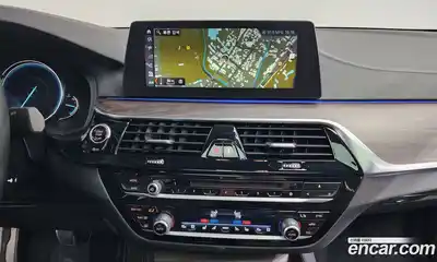 BMW 5-Series 2018 2.0 Автомат в Москве № 321404, миниатюра 4