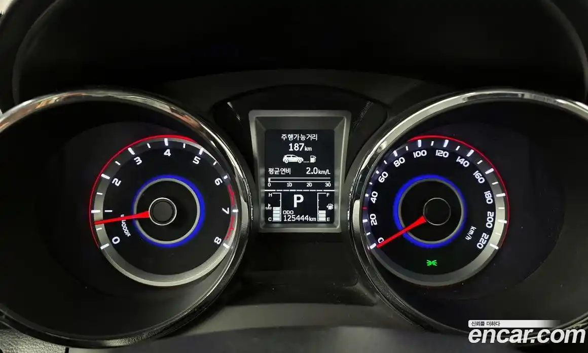 SsangYong TIBOLI 2015 1.6 Автомат в Москве № 324243, фото 4