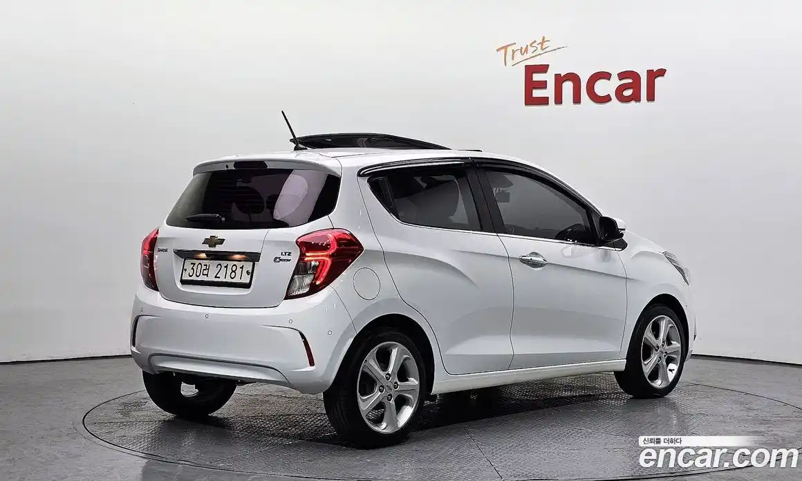 Chevrolet Spark 2018 1.0 Автомат в Москве № 37532, фото 3