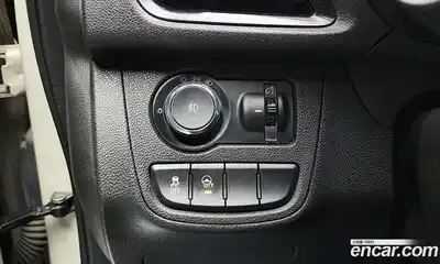 Chevrolet Spark 2016 1.0 Автомат в Москве № 38889, миниатюра 11