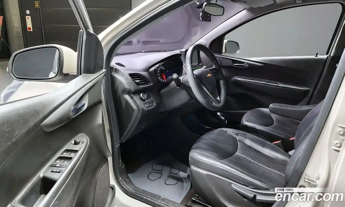 Chevrolet Spark 2016 1.0 Автомат в Москве № 38889, фото 8