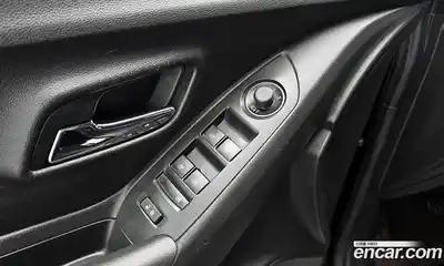 Chevrolet Trax 2020 1.6 Автомат в Москве № 40350, миниатюра 9