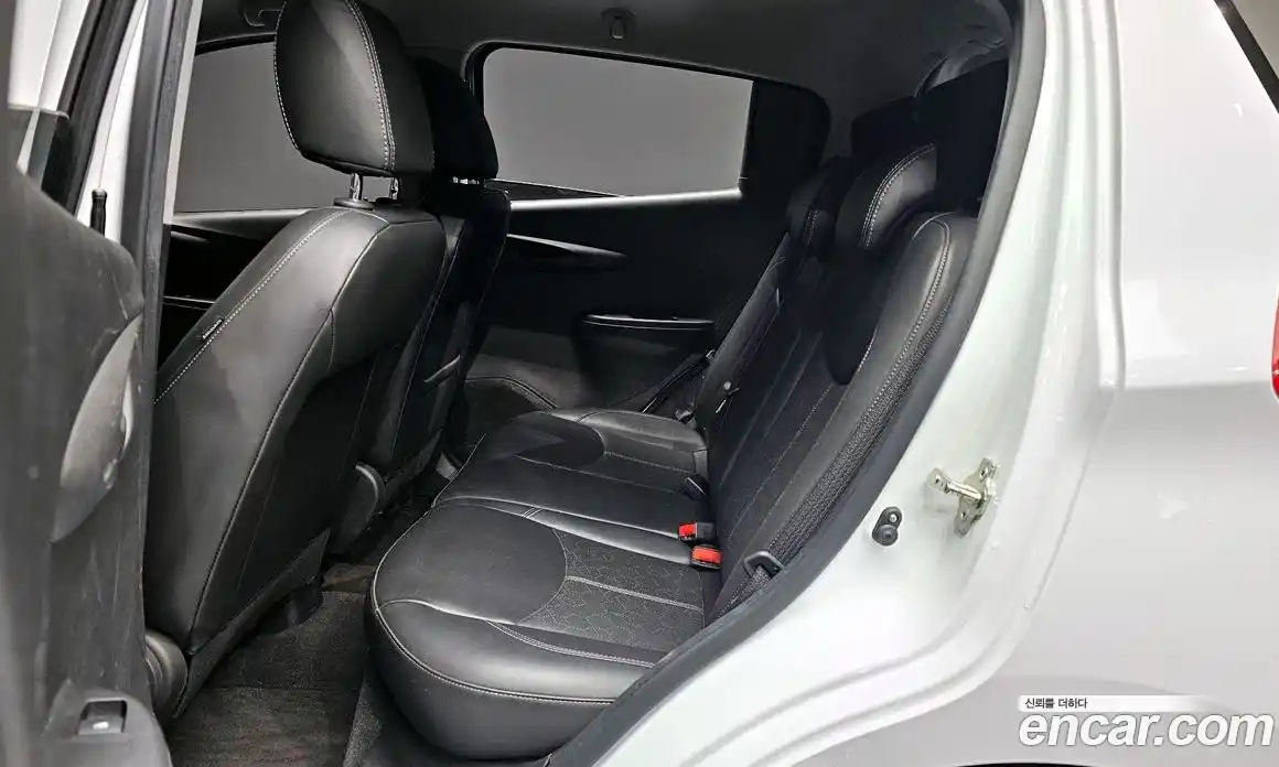 Chevrolet Spark 2017 1.0 Автомат в Москве № 42080, фото 12