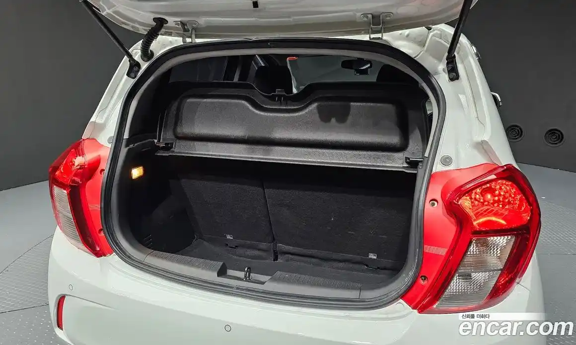 Chevrolet Spark 2017 1.0 Автомат в Москве № 42080, фото 17