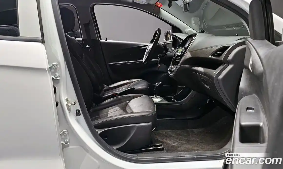 Chevrolet Spark 2017 1.0 Автомат в Москве № 42080, фото 18