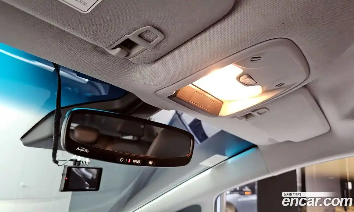 Chevrolet Bolt EV 2018 0.2 Автомат в Москве № 42280, фото 18