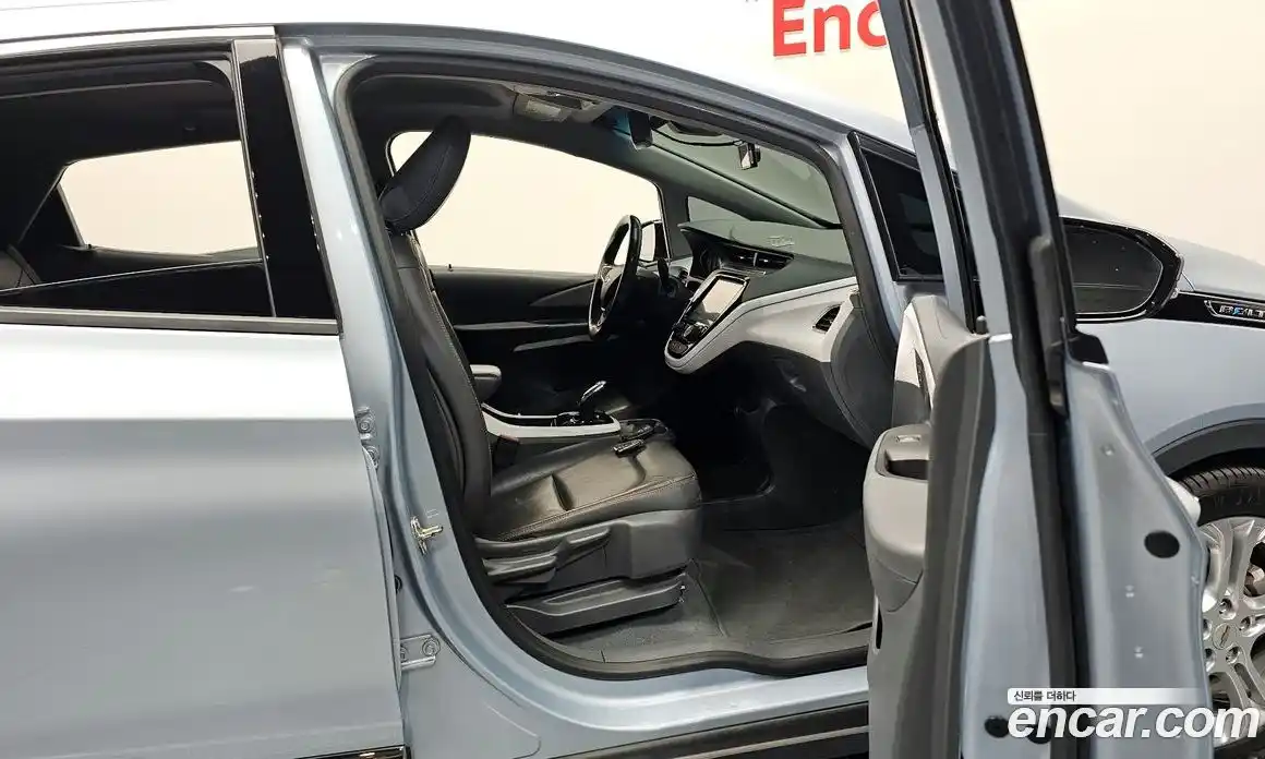 Chevrolet Bolt EV 2018 0.2 Автомат в Москве № 42280, фото 4