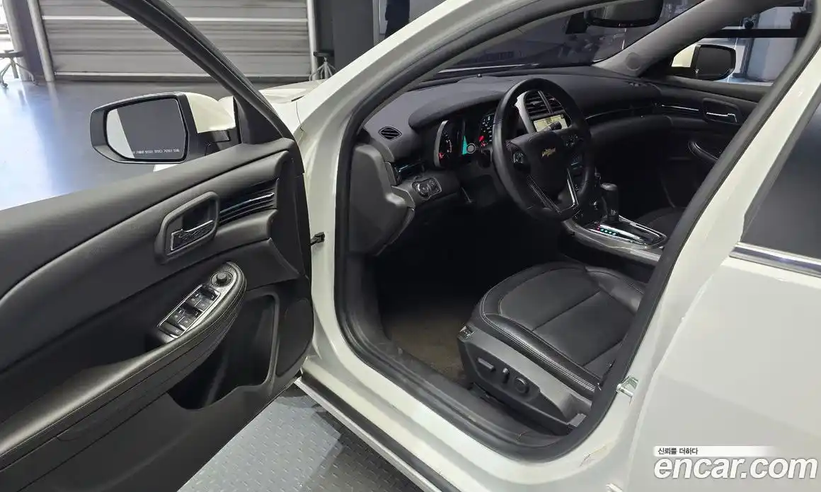 Chevrolet Malibu 2015 2.0 Автомат в Москве № 42438, фото 16