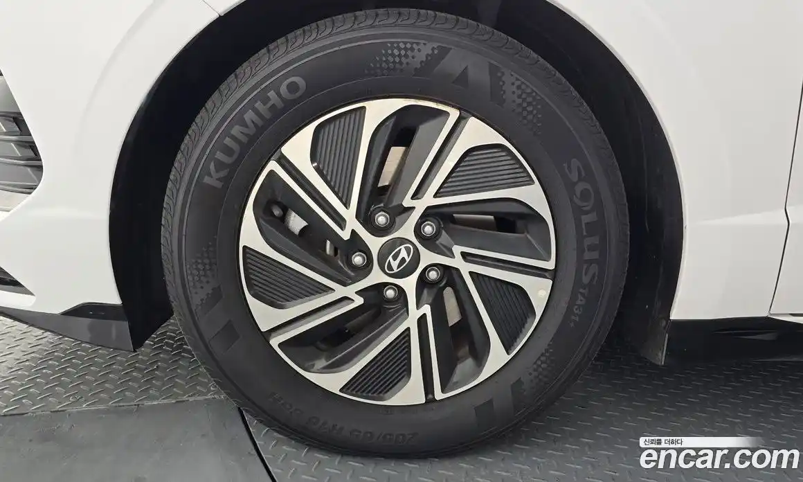 Hyundai Sonata 2024 2.0 Автомат в Москве № 46896, фото 18