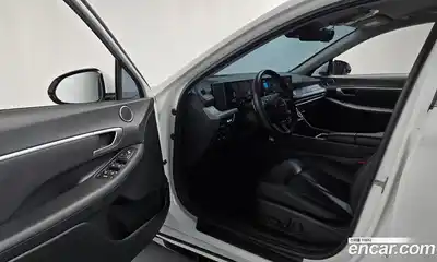 Hyundai Sonata 2024 2.0 Автомат в Москве № 46896, миниатюра 7