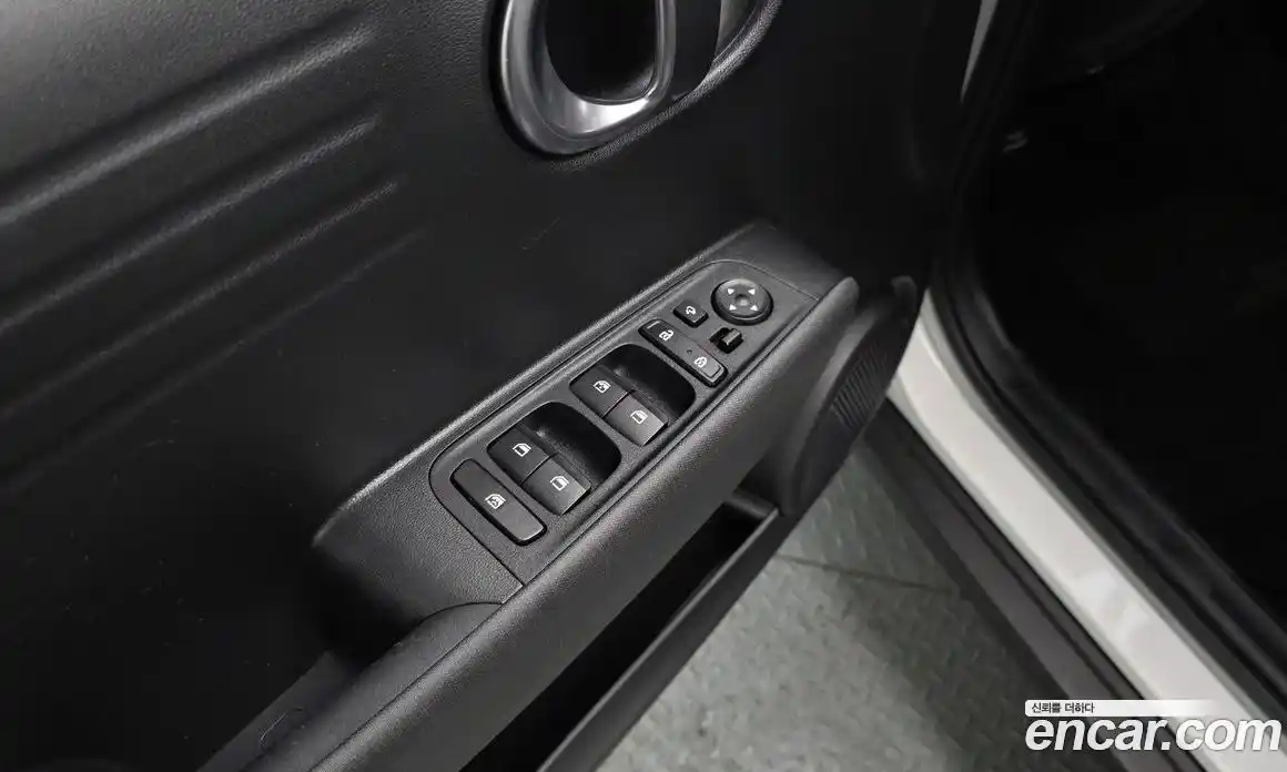 Hyundai Casper 2023 1.0 Автомат в Москве № 49396, фото 11