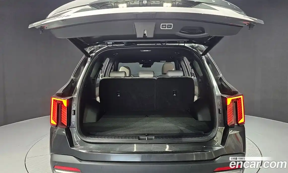 Kia Sorento 2024 1.6 Автомат в Москве № 50909, фото 3