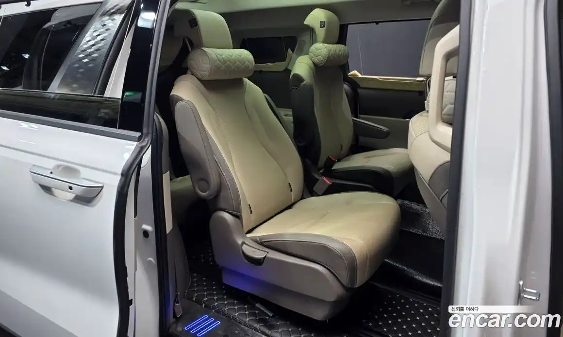 Kia Canival 2022 3.5 Автомат в Москве № 51038, фото 13