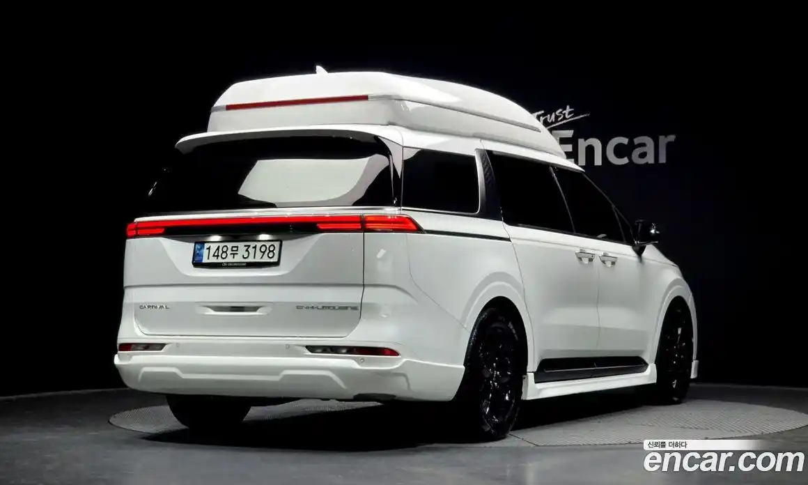 Kia Canival 2022 3.5 Автомат в Москве № 51038, фото 2