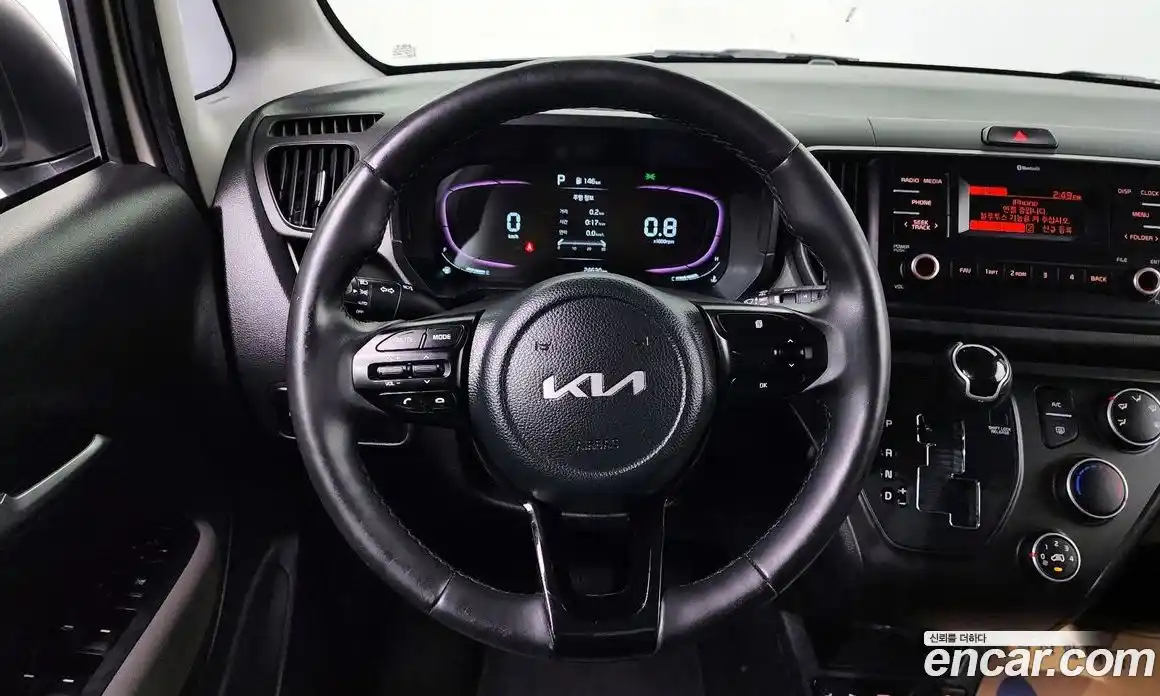 Kia Ray 2023 1.0 Автомат в Москве № 52718, фото 1