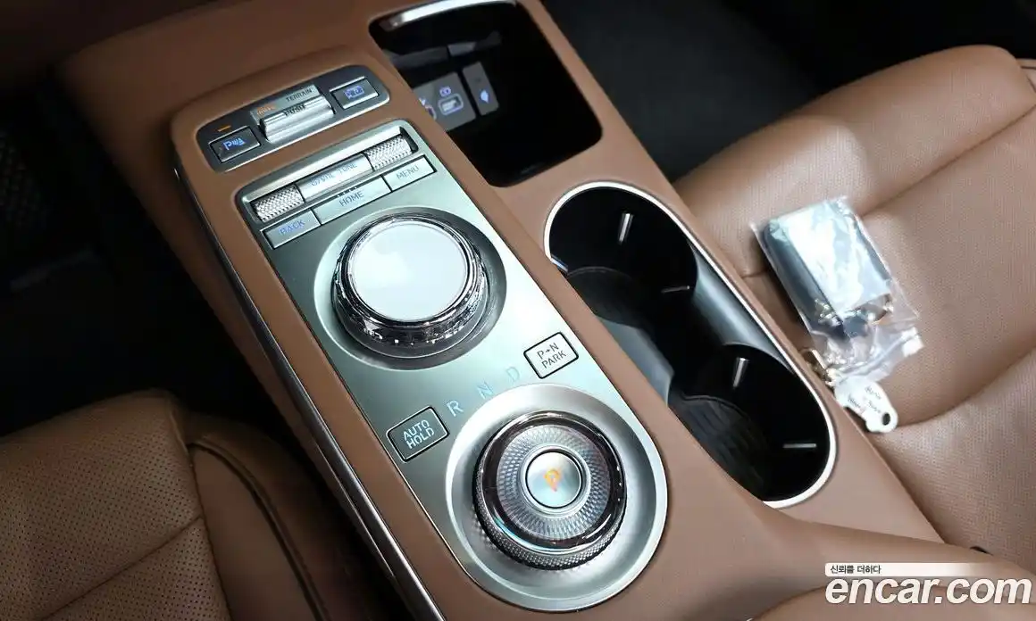 Genesis GV70 2021 2.5 Автомат в Москве № 56670, фото 3