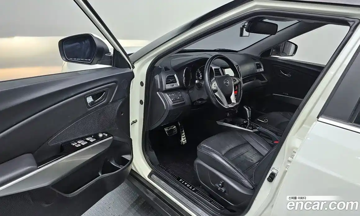 SsangYong TIBOLI 2015 1.6 Автомат в Москве № 60757, фото 13